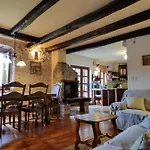 فيلة Moro House ميلنا