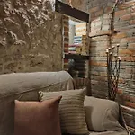 Moro House ميلنا