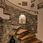 Moro House فيلة